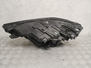 AUDI e-tron SUV (2018–2026) Esituli 4KE941040 - 5