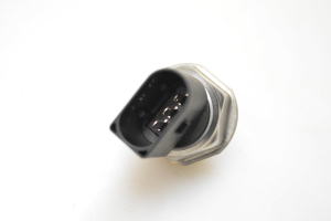 BMW 3 SERIES E90 (2004–2013) Kraftstoffhochdrucksensor 7537319 - 4