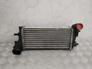 Ladeluftkühler - BV619L440CE