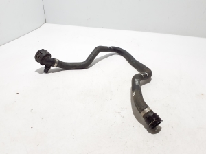 BMW i4 G26 (2022–2026) Jahutusradiaatori voolik 8477899 - 2