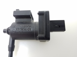 Mercedes Benz CLK-Class 209 (2002–2009) Muu klapp A2038000178 - 3
