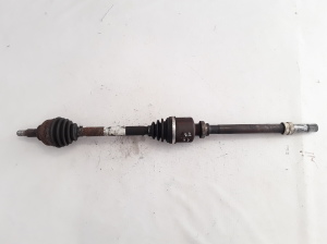   Front drive shaft and its parts  - 8200436823  