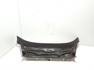 Verkleidung unter der Motorhaube - 7428165