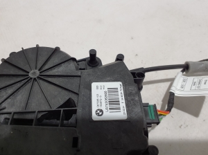 BMW i4 G26 (2022–2026) Trunk lid lock 7430626 - 4