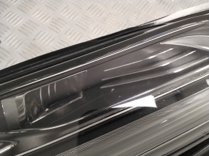 VOLVO S60 III (2018–2026) Esituli 32314161 - 9