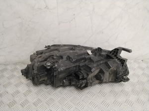 Skoda Octavia IV (2019–2026) Headlight 5E4941016 - 8