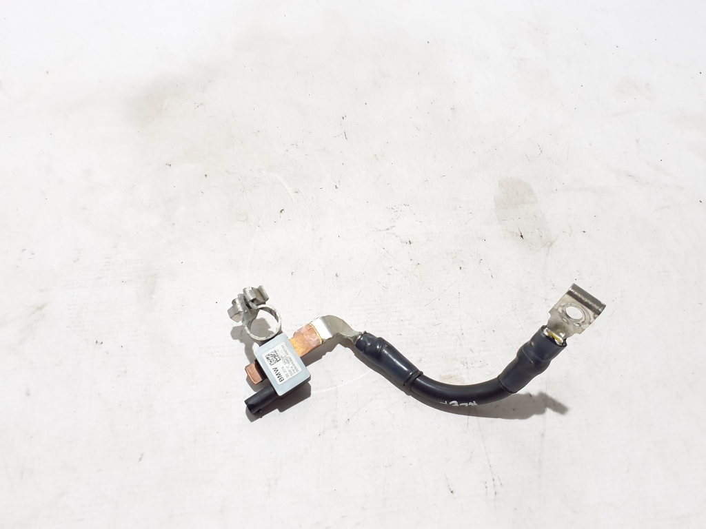 BMW i4 G26 (2022–2026) Miinusjuhtme klemm 5A29A11 BMW i4 G26 (2022–2026) Miinusjuhtme klemm 5A29A11