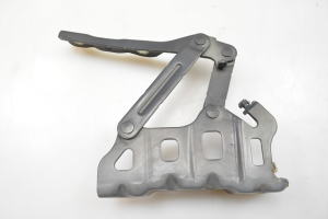 Kia Sportage (2016–2021) Hood hinge - 2