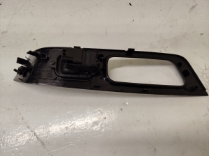 VOLVO XC60 (2008–2017) Rear side door window switch 30766405 - 3