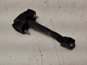 VOLVO XC60 (2008–2017) Rear side door opening limiter 31298467 - 3