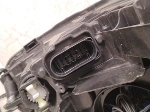 Volkswagen Passat B9 (2023–2026) Scheinwerfer vorne 3J1941035 - 2