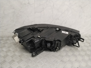 Volkswagen Passat B9 (2023–2026) Scheinwerfer vorne 3J1941035 - 3