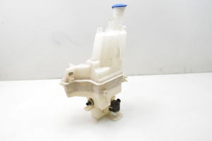 Kia Sportage (2016–2021) Front washer fluid reservoir 98610F1600 - 5