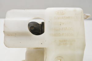 Kia Sportage (2016–2021) Front washer fluid reservoir 98610F1600 - 2