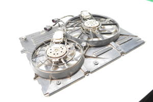 Volkswagen Touareg I (2002–2010) Dzesēšanas ventilators un tā daļas 7L0121207D - 2