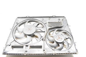 Volkswagen Touareg I (2002–2010) Dzesēšanas ventilators un tā daļas 7L0121207D - 4