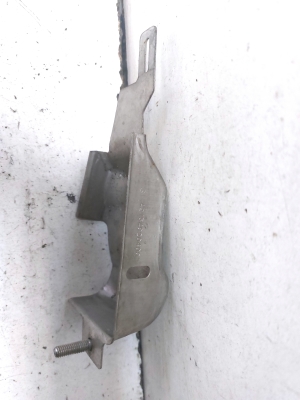 Mercedes Benz E-Class W213 (2017–2026) Sonstiger Halter A2134920400 - 3