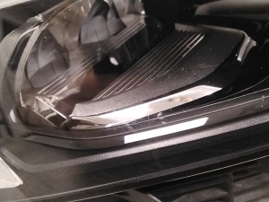 VOLVO XC60 (2017–2026) Phare avant 32404706 - 7