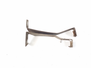 Mercedes Benz E-Class W207 (2009–2017) Halter Unterfahrschutz vorne A2075240240 - 3