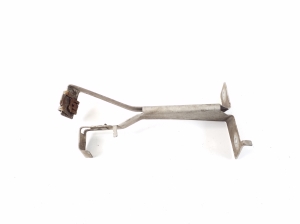 Halter Unterfahrschutz vorne - A2075240240