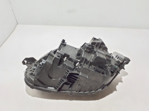 VOLVO XC90 (2015–2024) Headlight 31655775 - 6