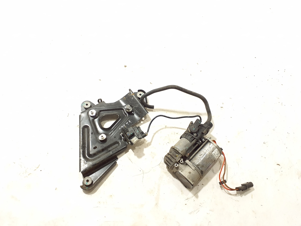 BMW i4 G26 (2022–2026) Luftfederung Kompressor 6894450 BMW i4 G26 (2022–2026) Luftfederung Kompressor 6894450