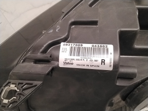 AUDI A5 (2007–2016) Esituli 8T0941004AE - 2