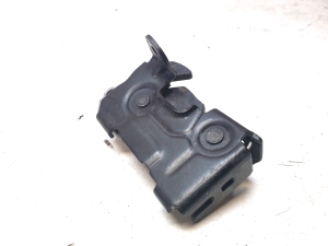 Mercedes Benz E-Class W213 (2017–2026) Hood latch A2048800260 - 3