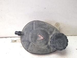 Coolant reservoir - A0005840807