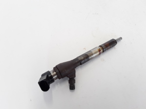  Fuel injector 