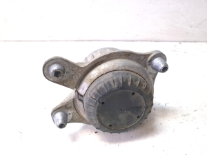 Mercedes Benz E-Class W213 (2017–2026) Motorlager A2132400500 - 2