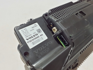 VOLVO XC90 (2015–2024) Instrument cluster 32320602 - 3