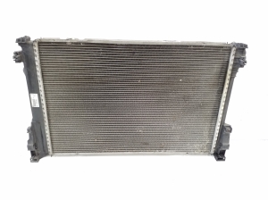 Mercedes Benz E-Class W207 (2009–2017) Jahutusradiaator A0995002703 - 4