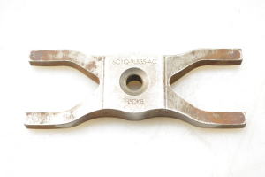 Fuel injector holder - 6C1Q9L535AC