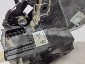 Land Rover Range Rover IV (2012–2026) Front door lock JK52203A28BB - 3