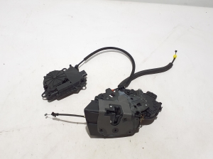 Land Rover Range Rover IV (2012–2026) Rear side door lock JK5224995BC - 3