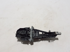 Land Rover Range Rover IV (2012–2026) Front door external opening handle and its details - 3