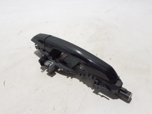 Land Rover Range Rover IV (2012–2026) Front door external opening handle and its details - 2
