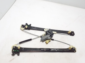 Land Rover Range Rover IV (2012–2026) Aizmugurējo durvju logu pacēlājs JK5227001AA - 2