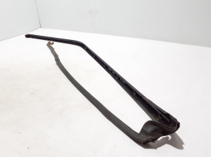 Land Rover Range Rover IV (2012–2026) Priekšējo durvju stikla ārējā līste LR034039 - 3