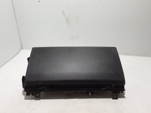   Glove box  - LRAT351314 