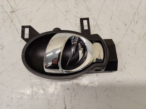 Rear side door interior handle - 80670BA61A