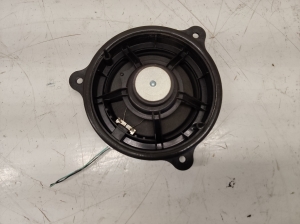 NISSAN Juke F15 (2010–2018) Rear side door speaker PCGF20 - 2