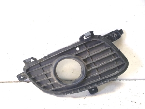 Front bumper fog lamp cover - A1698850622
