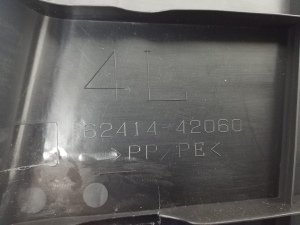 TOYOTA RAV 4 A4 (2012–2018) Vidējā statņa iekšējā apdare 6241442060 - 3