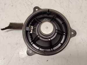 NISSAN Juke F15 (2010–2018) Lautsprecher Tür vorne PCGF20 - 3