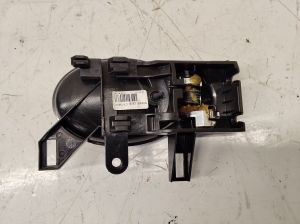 NISSAN Juke F15 (2010–2018) Türöffner innen vorne 80671BA61A - 2