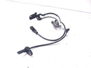 TOYOTA Verso (2009–2017) ABS-Sensor vorne 8954302061 - 4