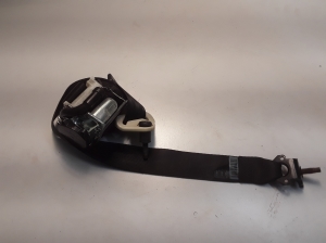 Rear seat belt - EM2BR611E51