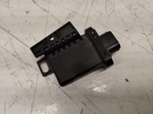 TOYOTA RAV 4 A3 (2005–2012) Cita priekšējo durvju detaļa 8999130040 - 2